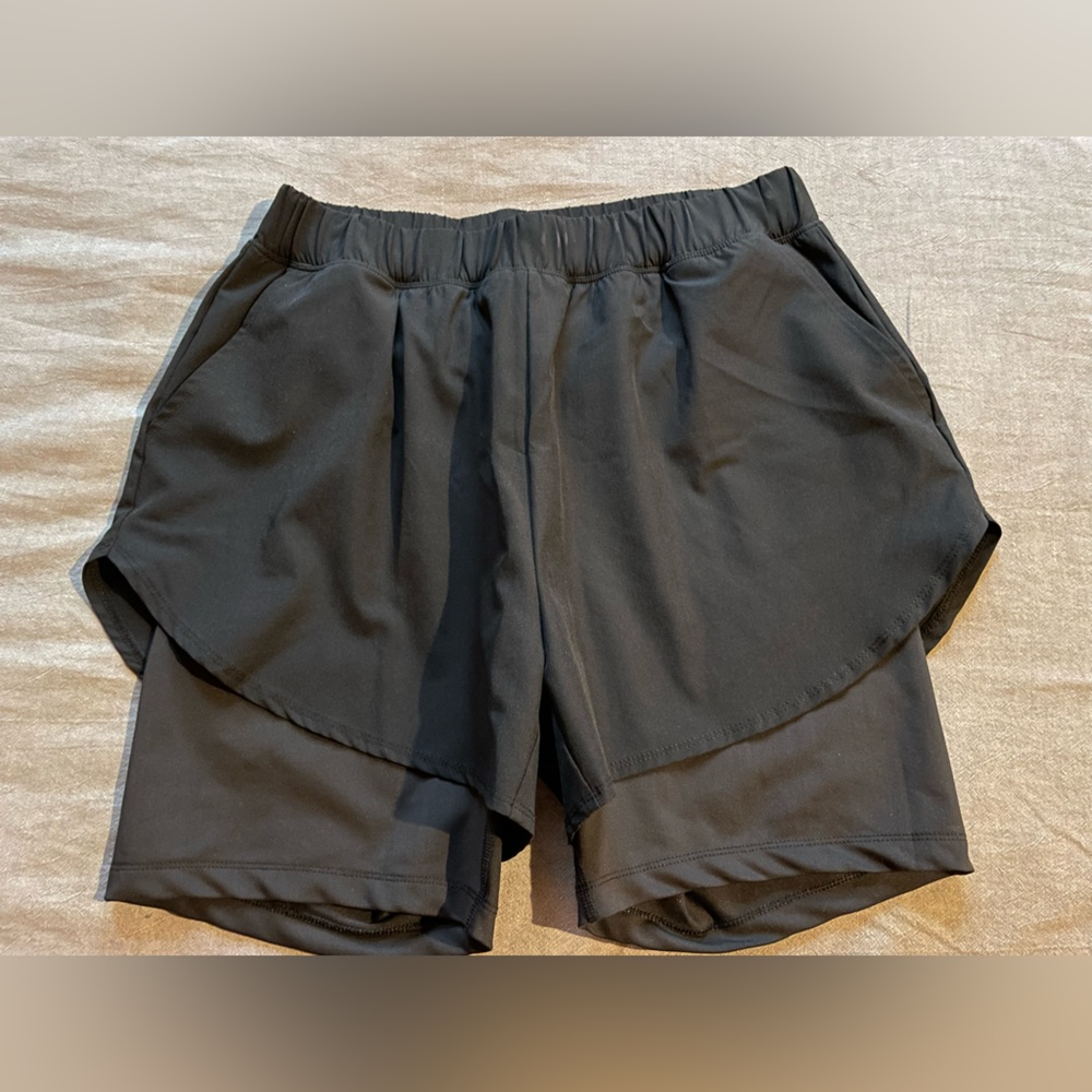 Year of Ours Black Performance Athletic Shorts sz M